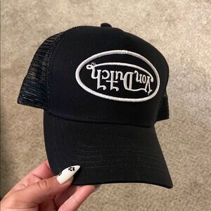 Von Dutch trucker hat